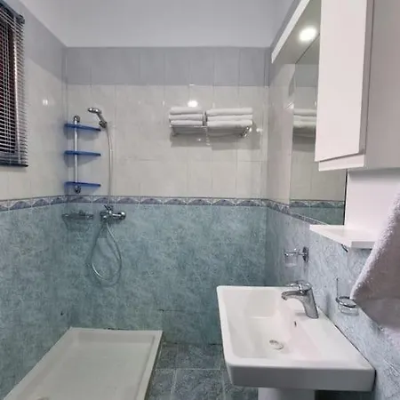 Apartman Zyli Apts, By Bunker Art 2 Museum,