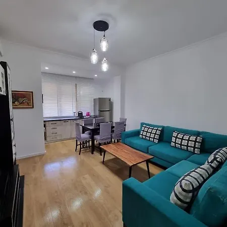 Zyli Apts, By Bunker Art 2 Museum, Apartment