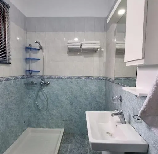 Apartment Zyli Apts, By Bunker Art 2 Museum,