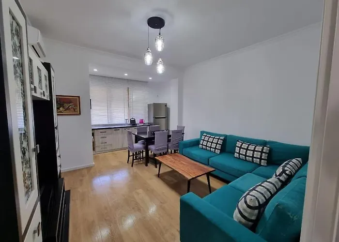 Zyli Apts, By Bunker Art 2 Museum, Appartement