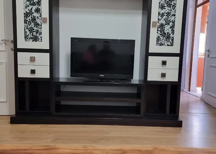 Apartment Zyli Apts, By Bunker Art 2 Museum, *